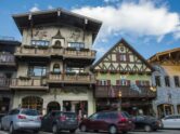 Downtown Leavenworth Bavarian village Front St
